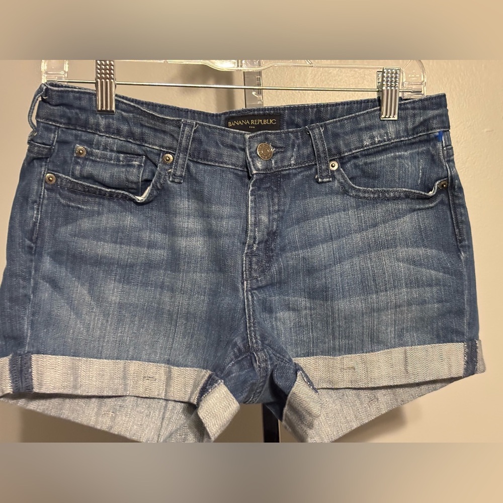 Banana Republic Women's Denim Stretch Cuffed Shorts sz‎ 29/8